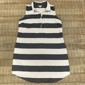 Old Navy sleeveless cotton gray and white striped summer dress.  Size: Large